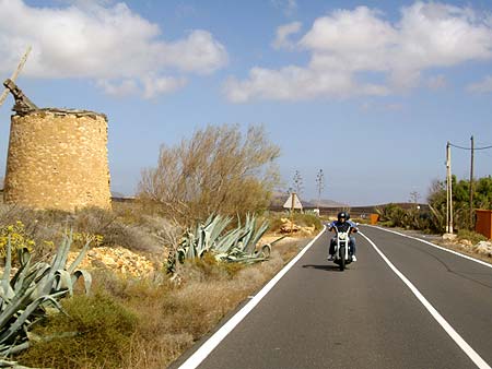 Motorradverleih